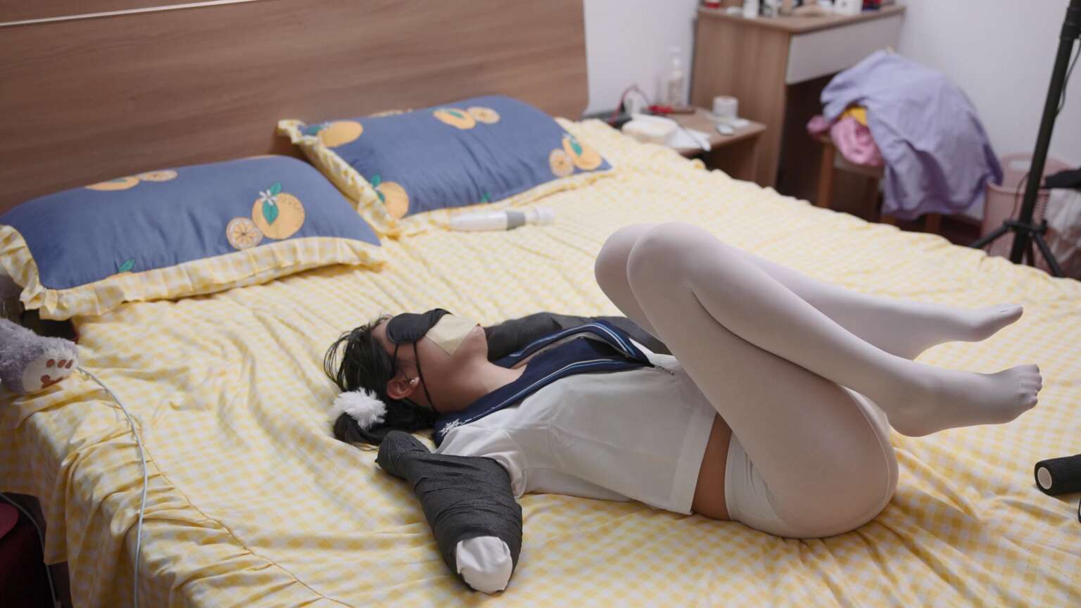 涵涵特辑，女生穿着白衣服有点萌！