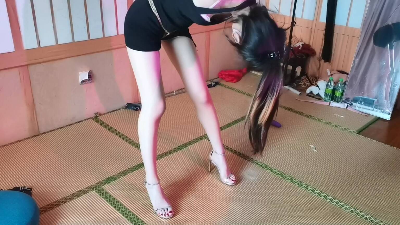 新月原创，你的个子好高呀！