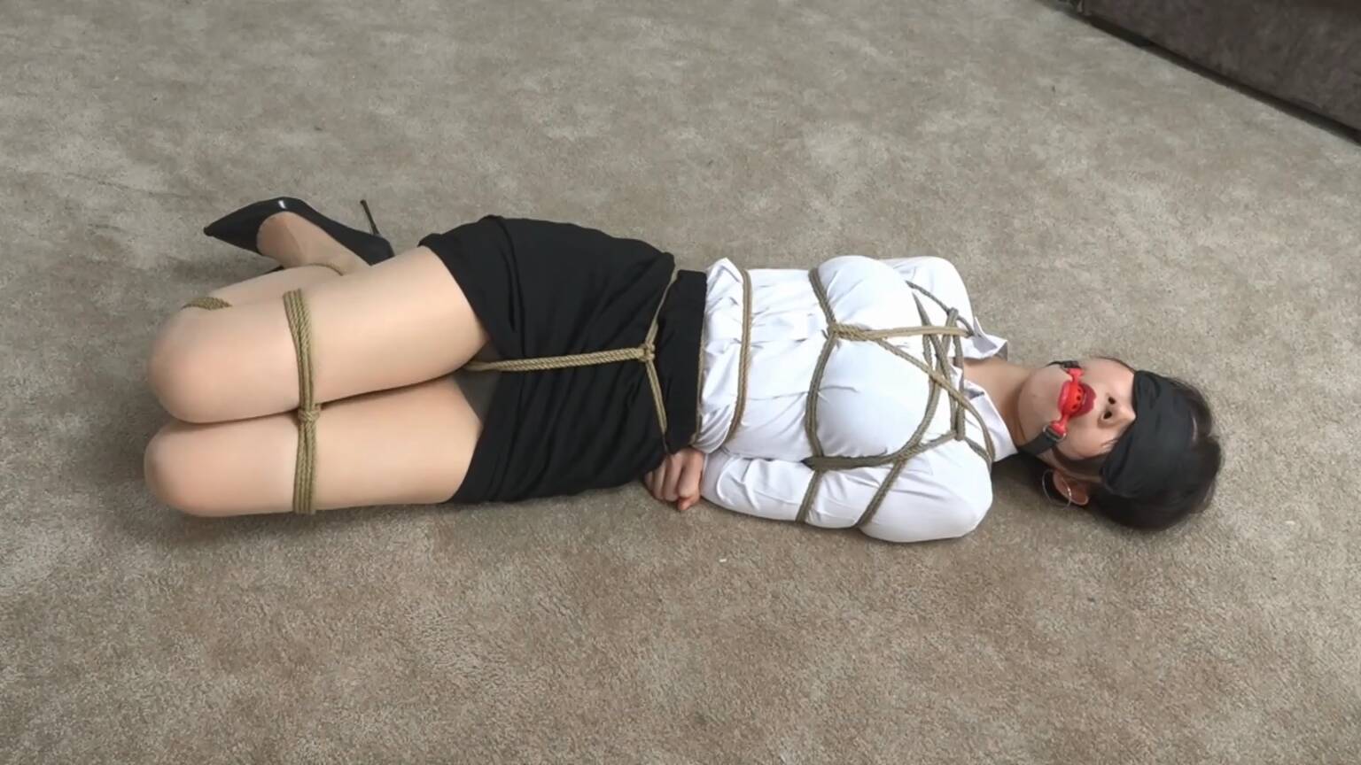 逍遥工作室，你是这个公司的老板吗？