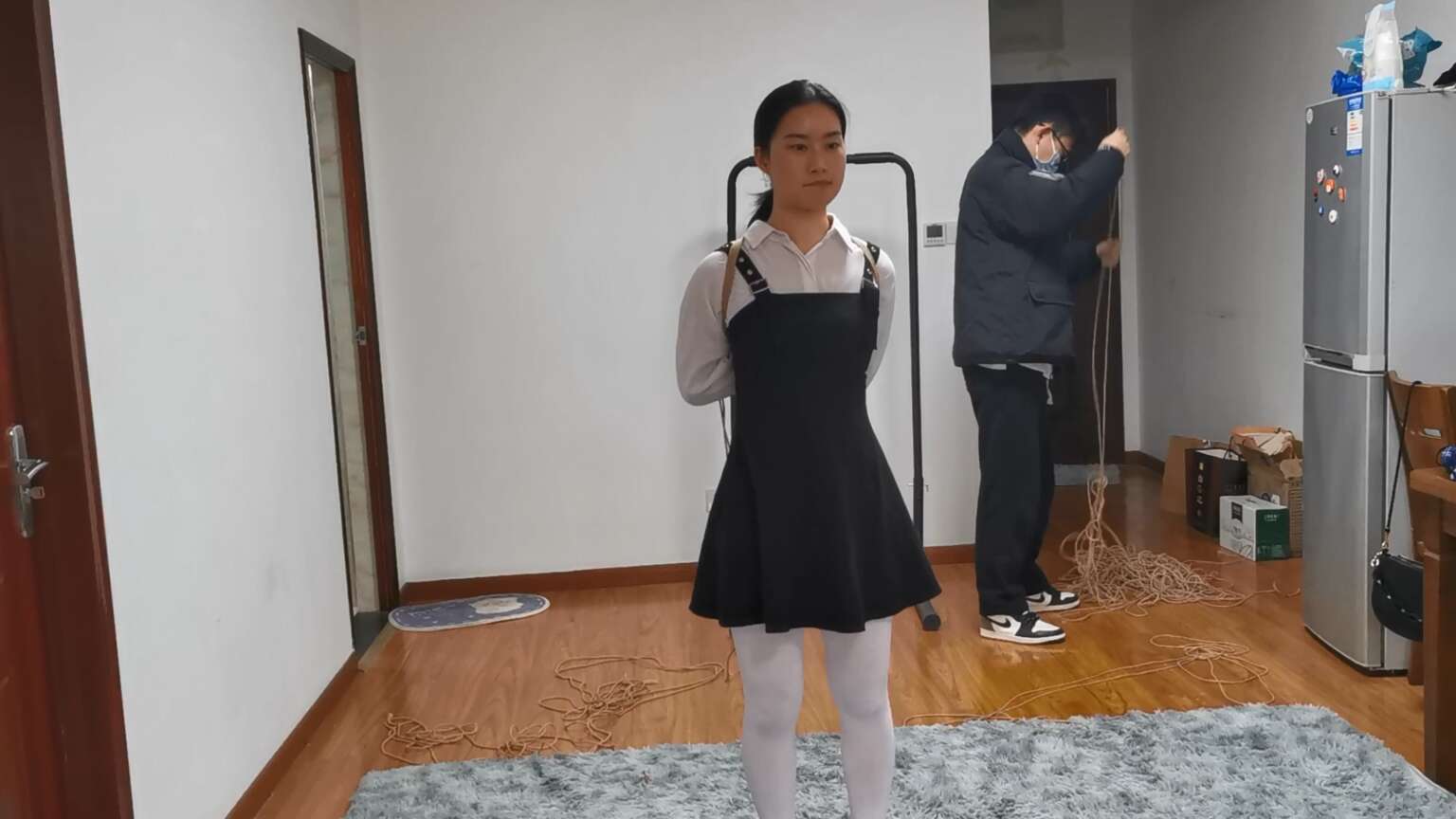 神艺缘，这个演员有点丑呀！