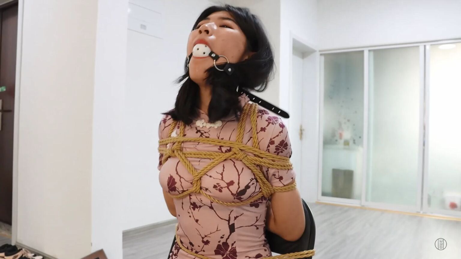 豆子原创，拼色裙子有点难看！