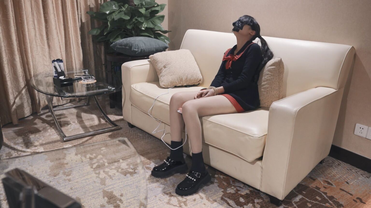 蔚蓝艺束，这个马尾辫太可爱了！