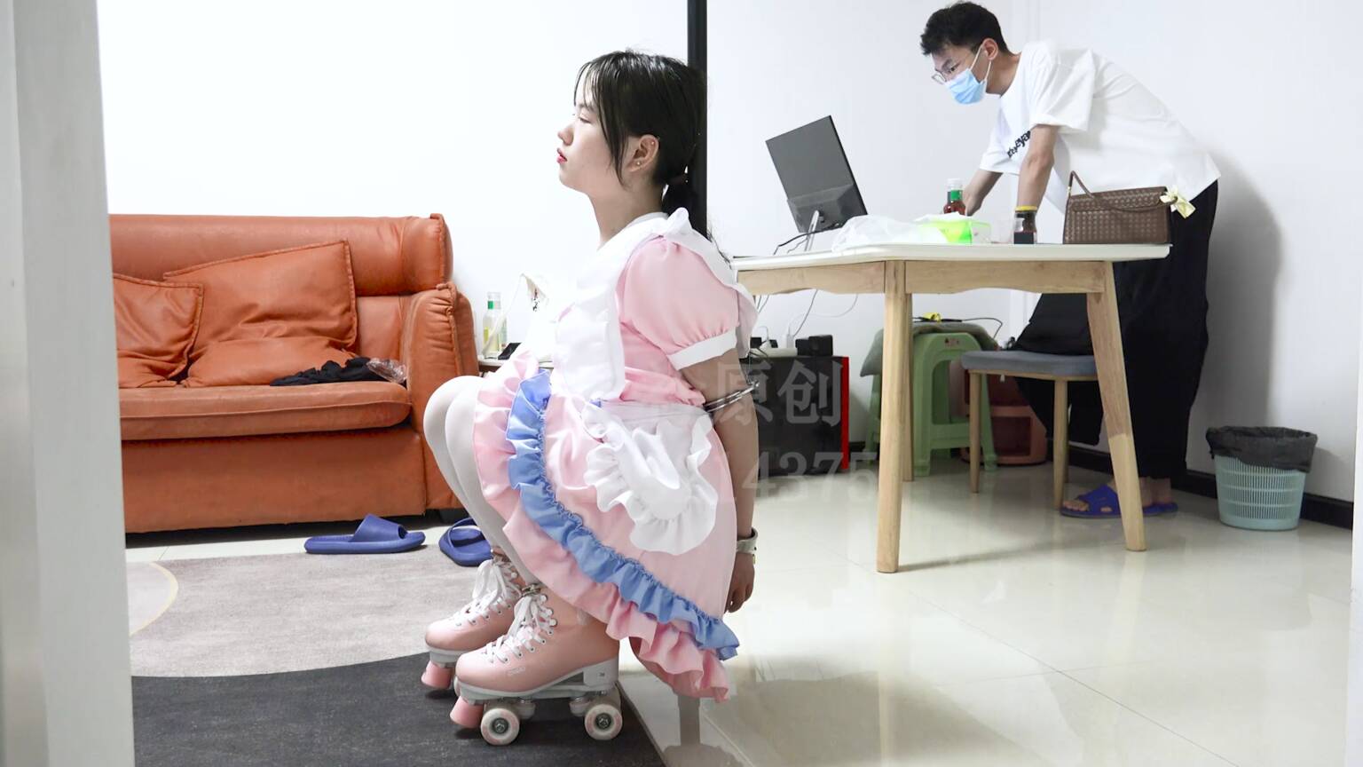 子衿原创，你是在玩滑轮吗？