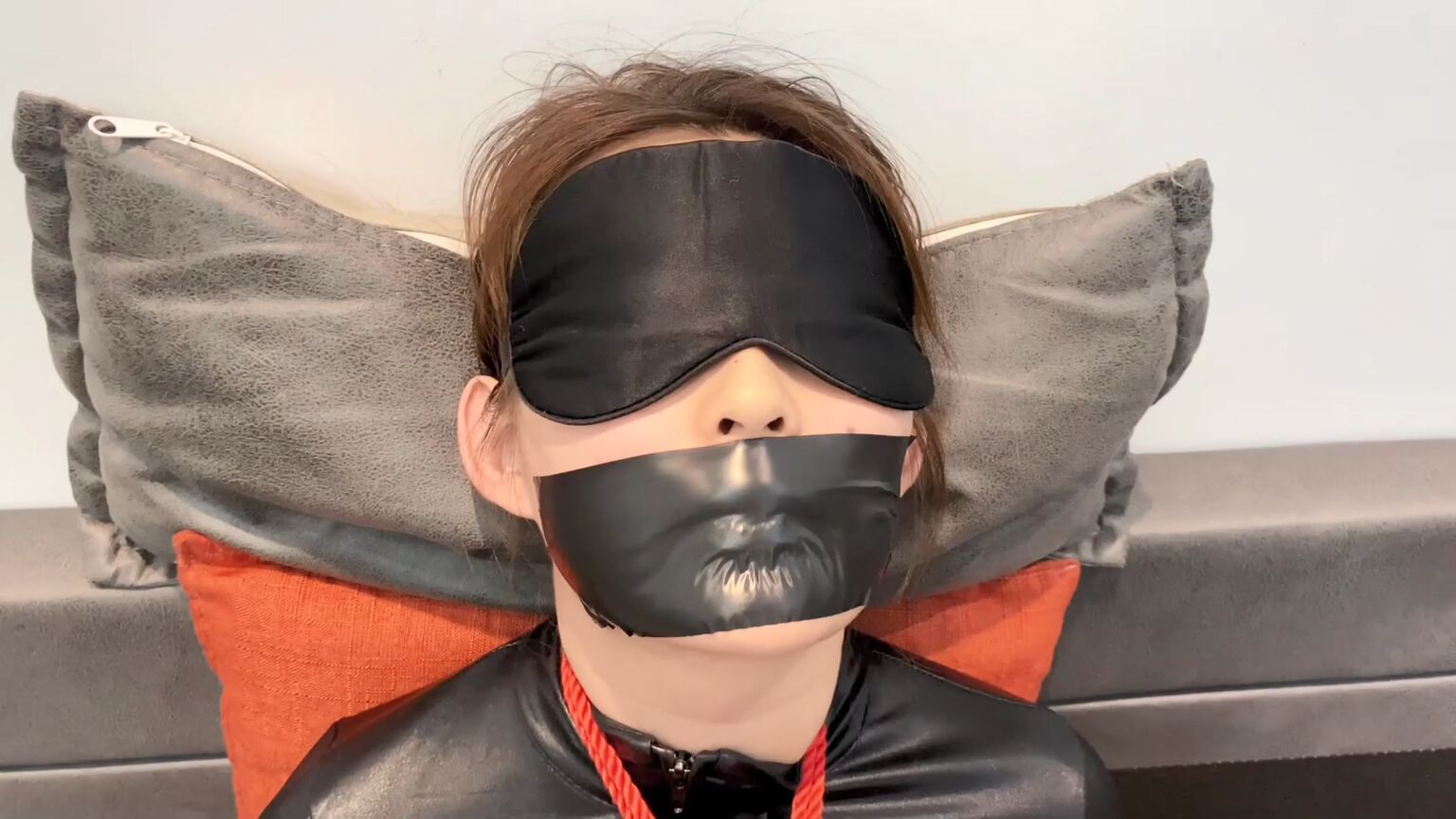 鹿角与猫爪，这个演员很敬业！