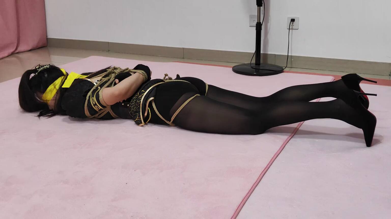 小驴原创，你的演技很不错！