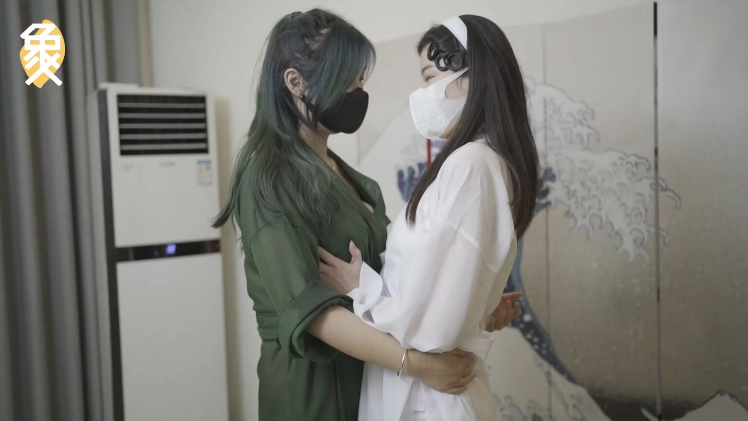 象人原创，这个工作室的作品很好！