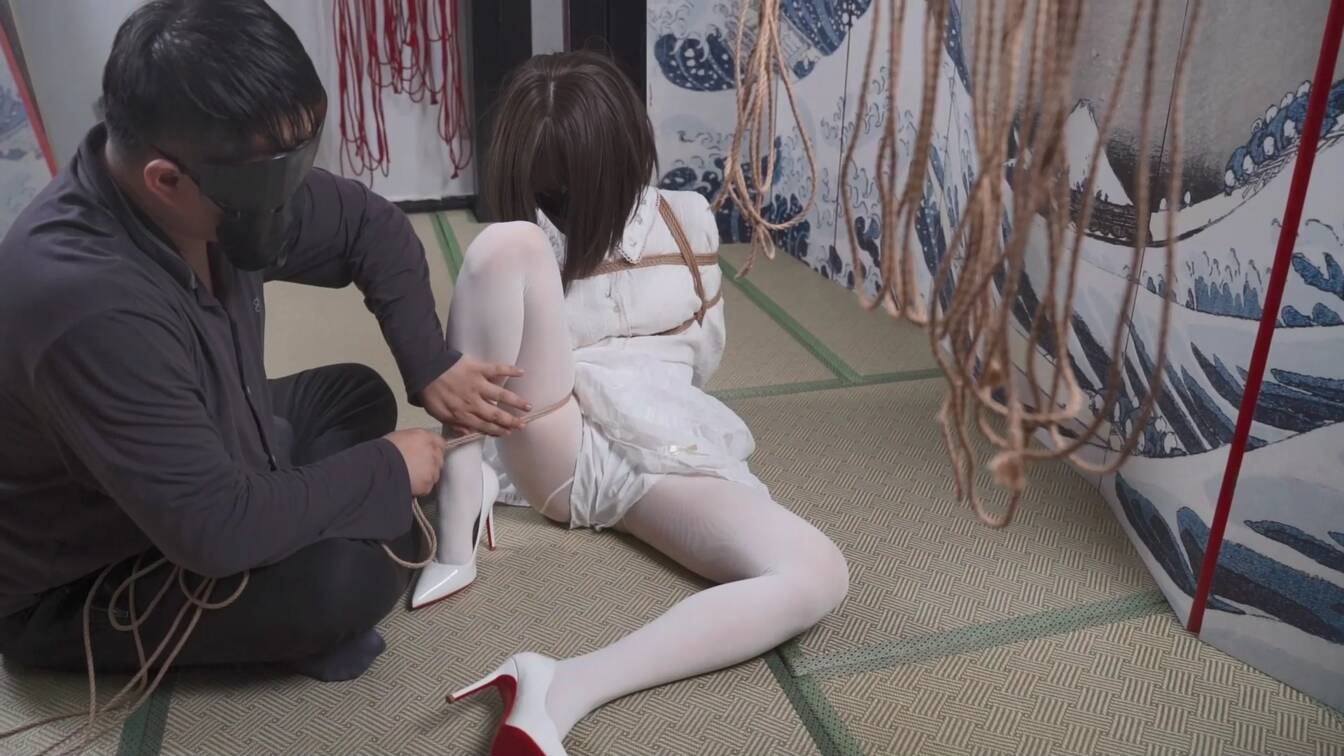 象人原创，白色裙子好看！