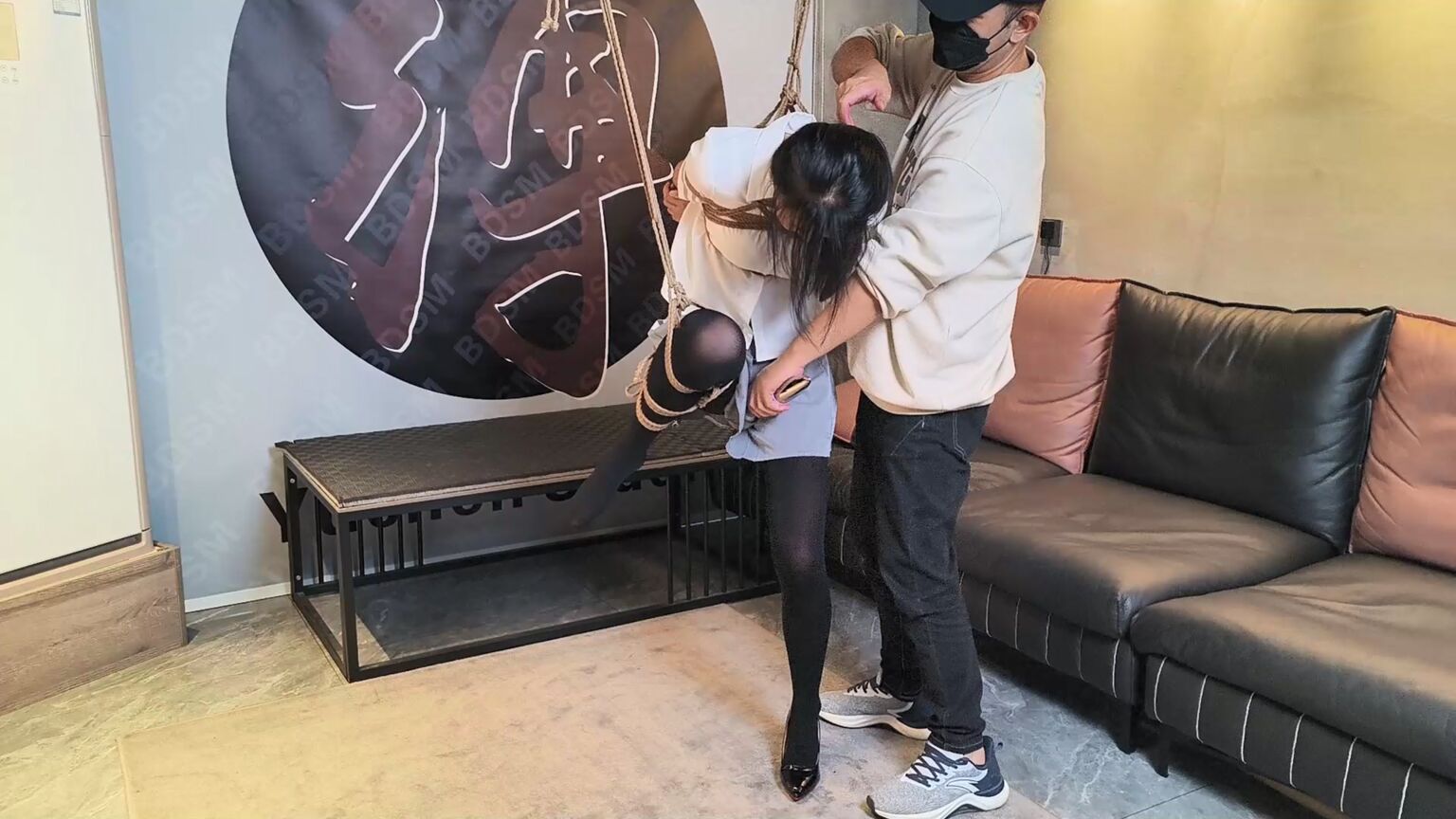 奥特曼也很酷工作室，这个视频满分！