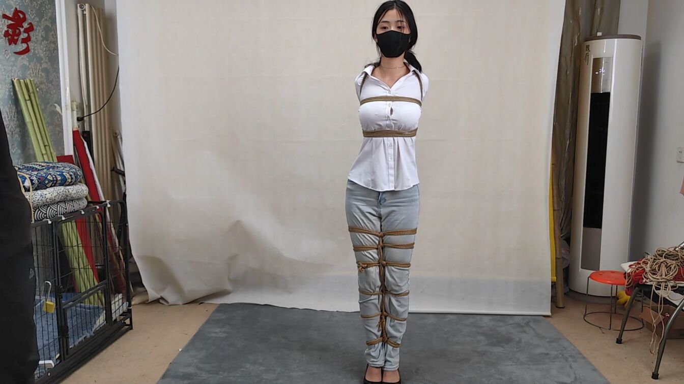 束缘阁，你的牛仔裤很好看！