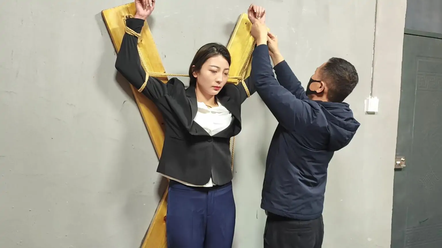 小驴原创，你是房产销售吗？