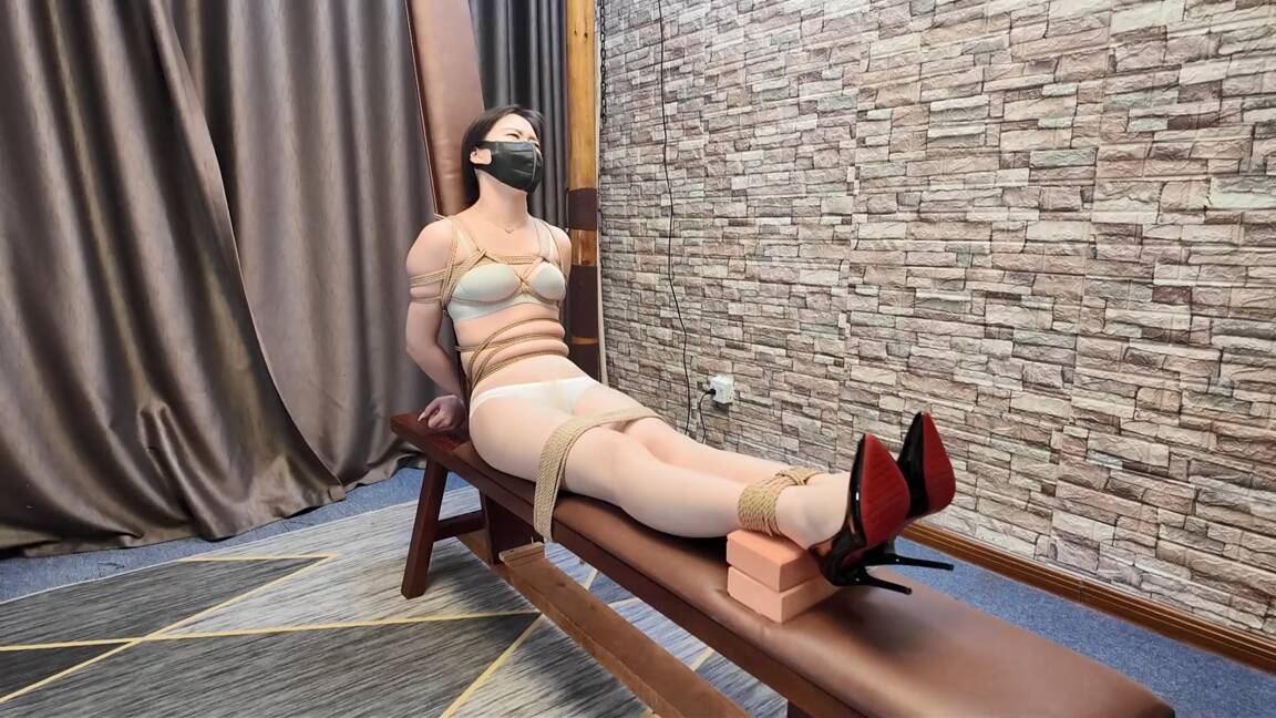 一绳所爱，你穿的太少了！