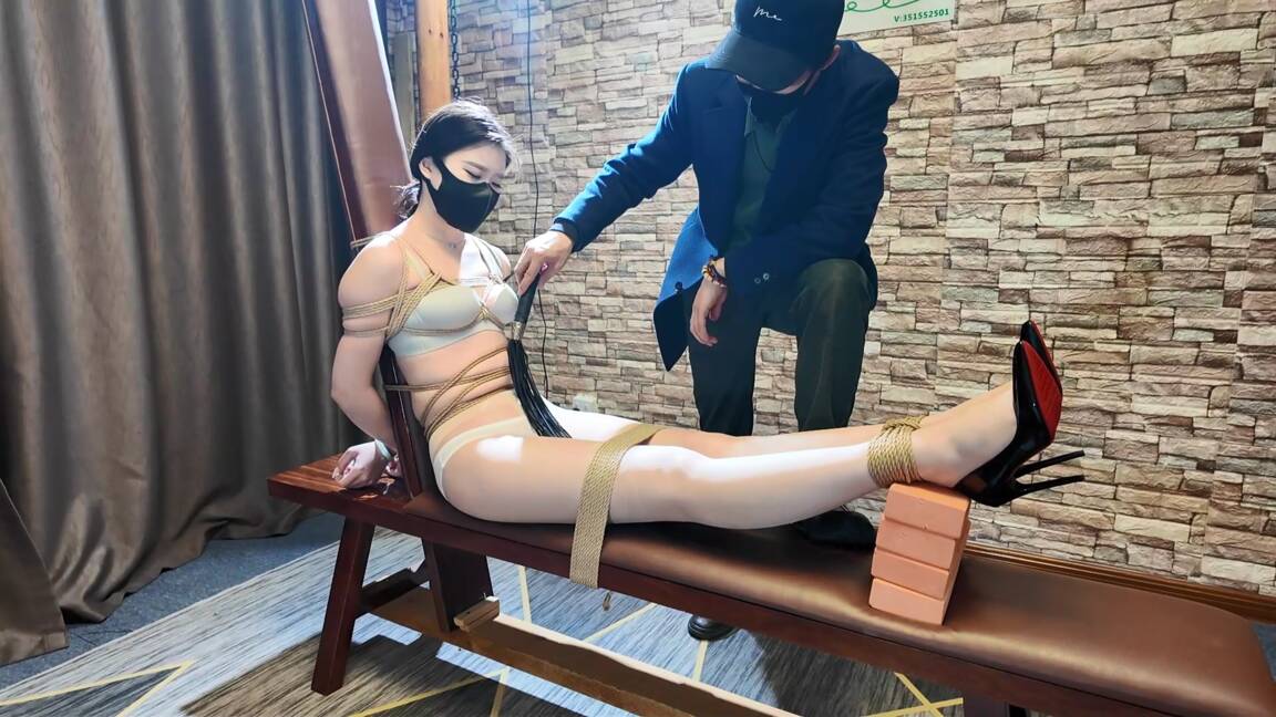 一绳所爱，你穿的太少了！