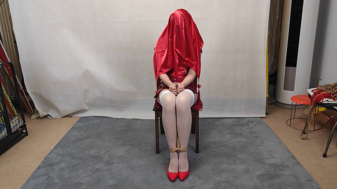 手指间的旋律，红色裙子好看吗？