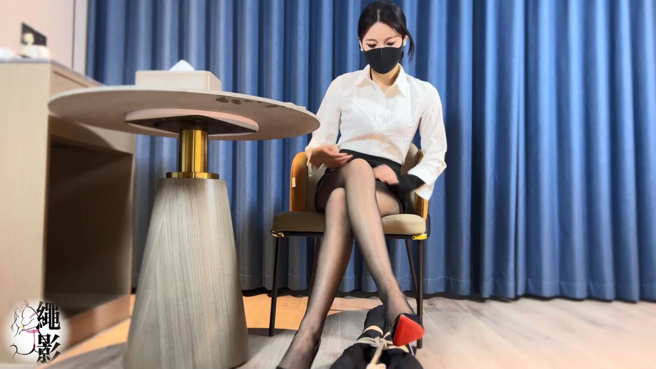 半岛束艺台，你是白领吗？