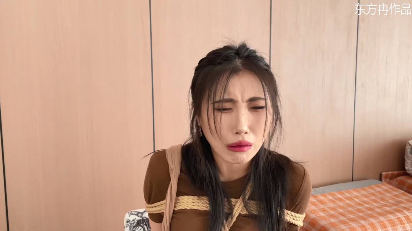 小驴原创，白色袜子很漂亮！